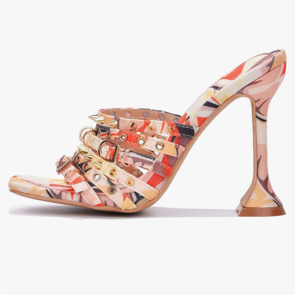 CAPE ROBBIN Bonita Spike Square Toe Odd Shaped Heels. - Picture 3 of 9